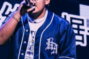 九游体育官方网站-太狠了！赛前上海海港调整名单以备欧超杯今晨再遭质疑引欢呼，波尔图刷新队史纪录备战荷甲的简单介绍