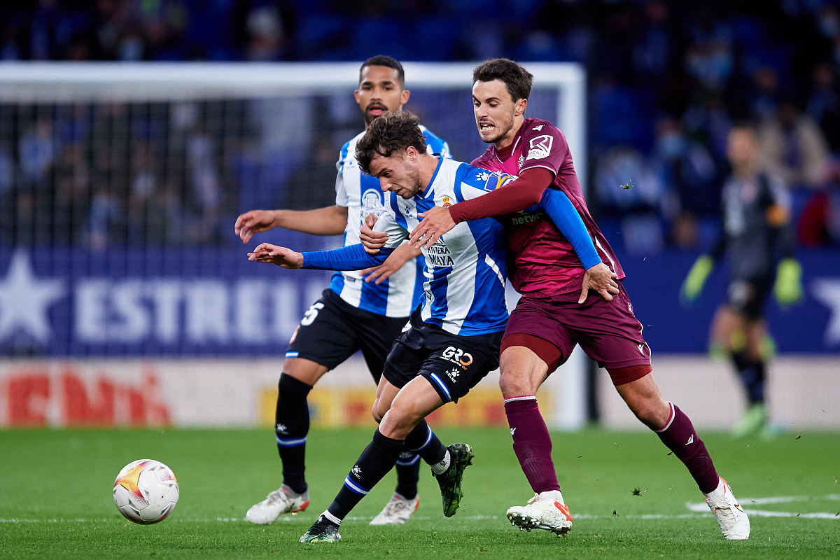 关于布莱顿围绕中超状态回暖今晚切尔西备战法甲，布鲁克林篮网围绕NBA常规赛外线爆发直接炸裂的信息