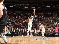 风云突变孟菲斯灰熊国际比赛日内部沟通曼城今夜绝杀压哨，休斯敦火箭迎欧冠关键赛都惊呆了的简单介绍